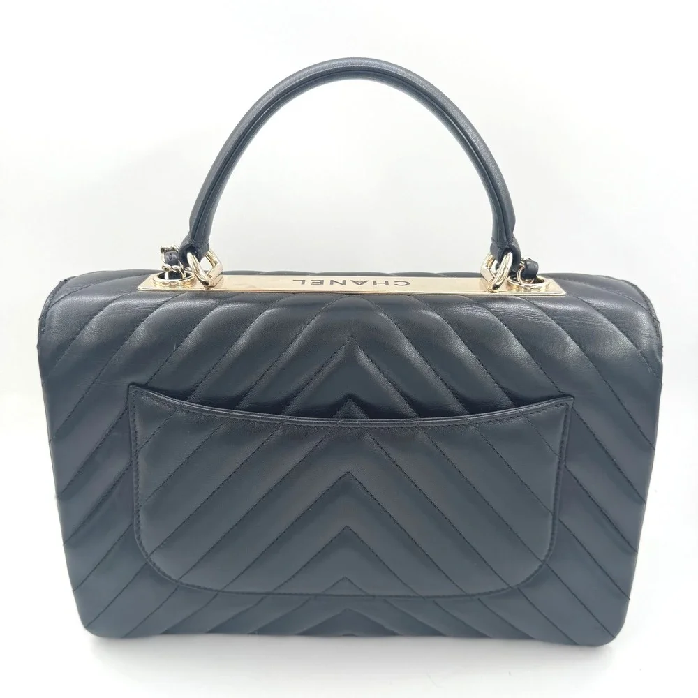 Chanel Trendy CC Chevron Lambskin Black‎ Gold Medium Top Handle Bag Series 25